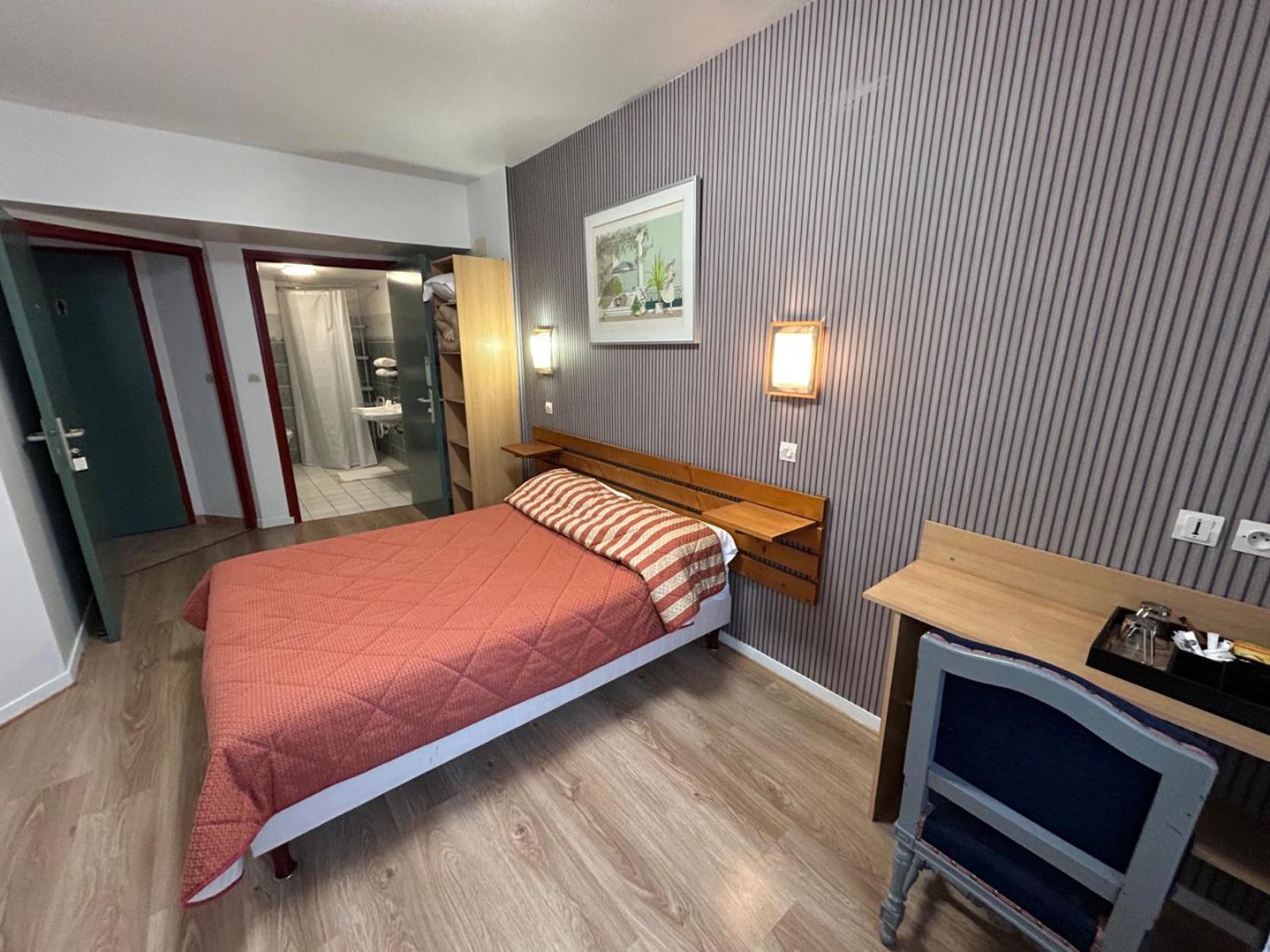 Chambres D'Hotes Du Colvert Forges-les-Eaux Esterno foto